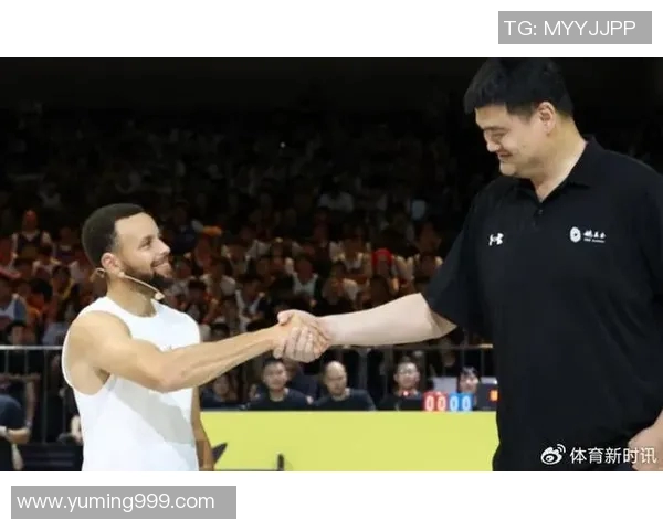 姚明与张铁林的传奇人生交汇点:从篮球场到荧屏的精彩故事 姚明与张铁林的传奇人生交汇点:从篮球场到荧屏的精彩故事