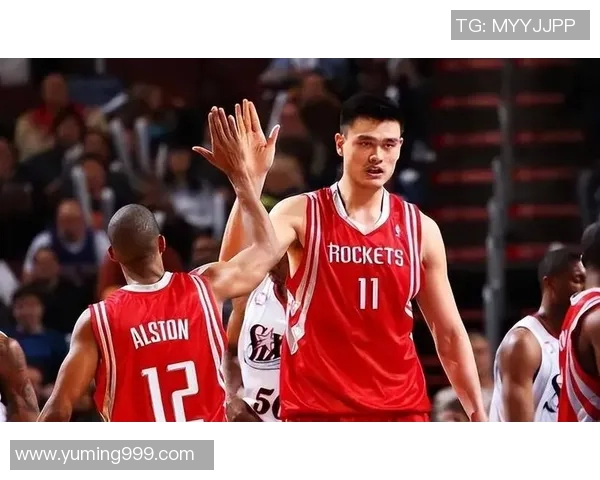 姚明身高揭秘:他在NBA历史上究竟有多高以及与其他球员的比较 姚明身高揭秘:他在NBA历史上究竟有多高以及与其他球员的比较
