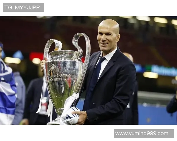 齐达内战术革新如何引领皇家马德里迈向辉煌新纪元