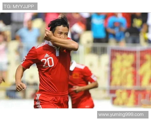 模仿某国足球明星的技巧与风格探讨如何在球场上重现他的辉煌瞬间